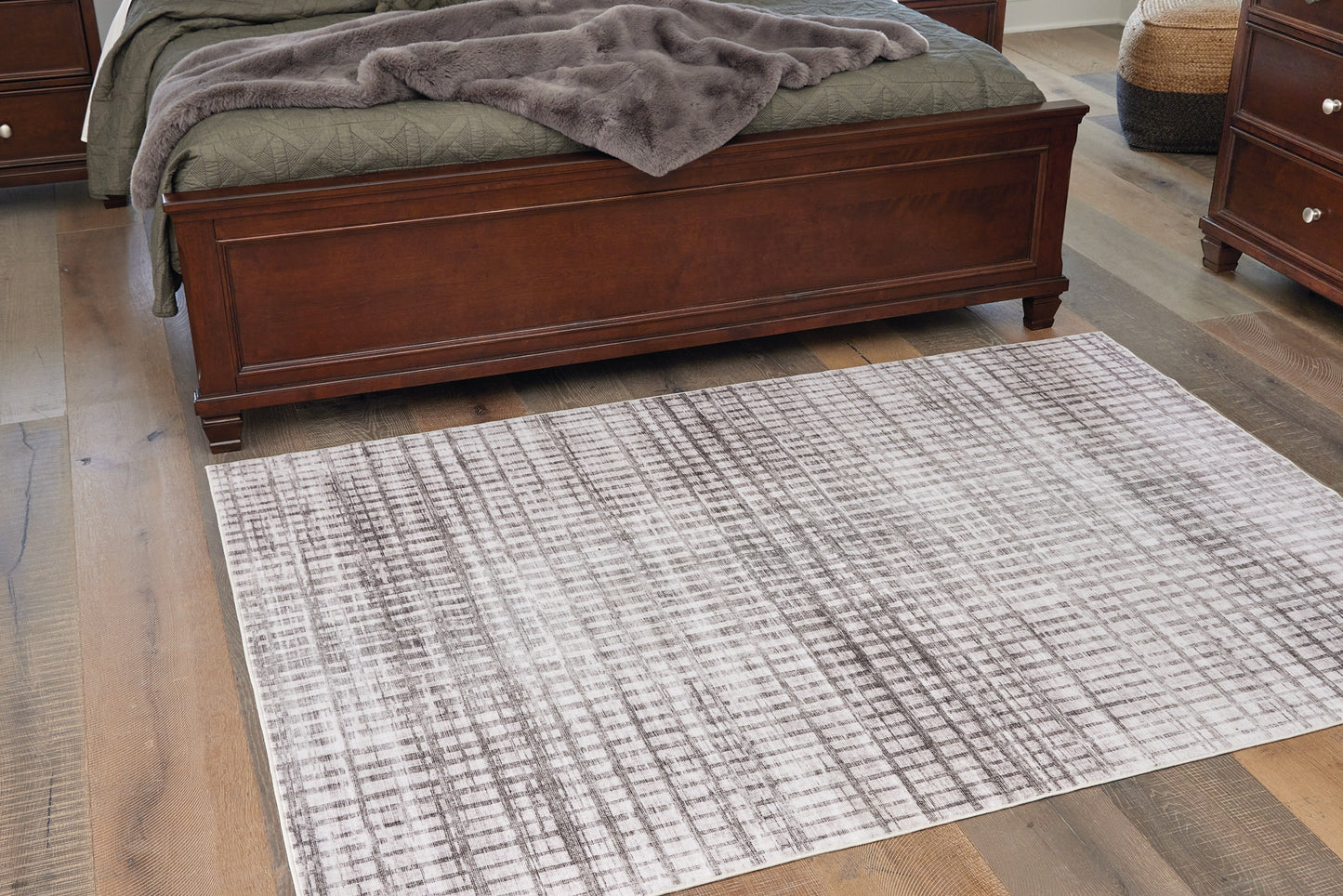 Ashley Express - Moorhill Washable Medium Rug