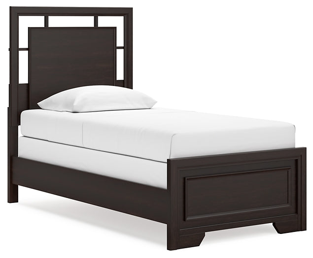 Covetown Twin Panel Bed with Nightstand